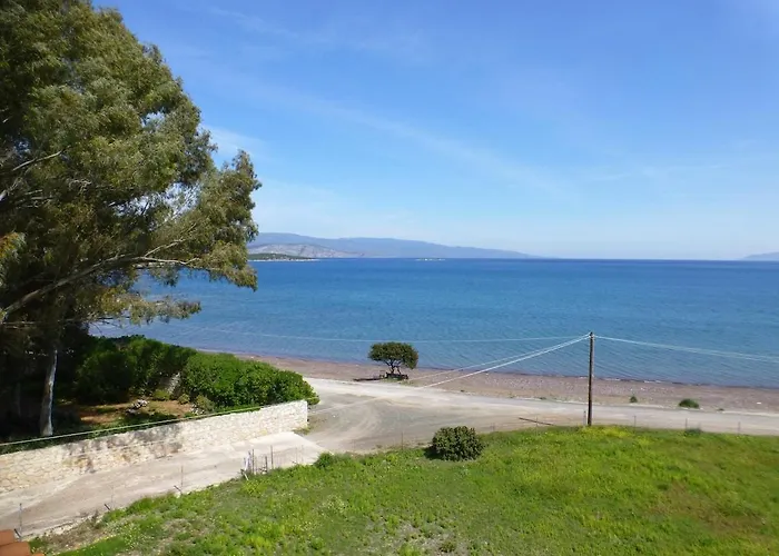 Holiday home Traditional Greek House By The