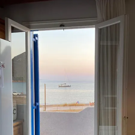 Traditional Greek House By The Holiday home *